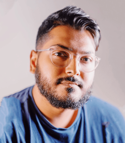 Moey Hoque Headshot