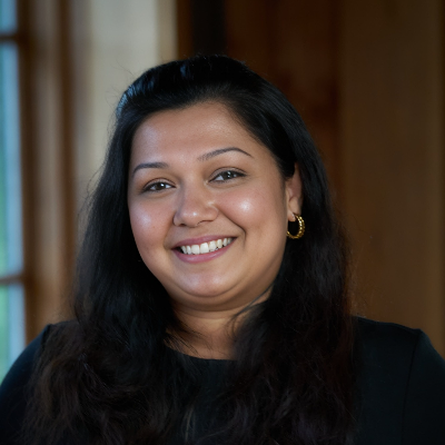 akshata mahale headshot