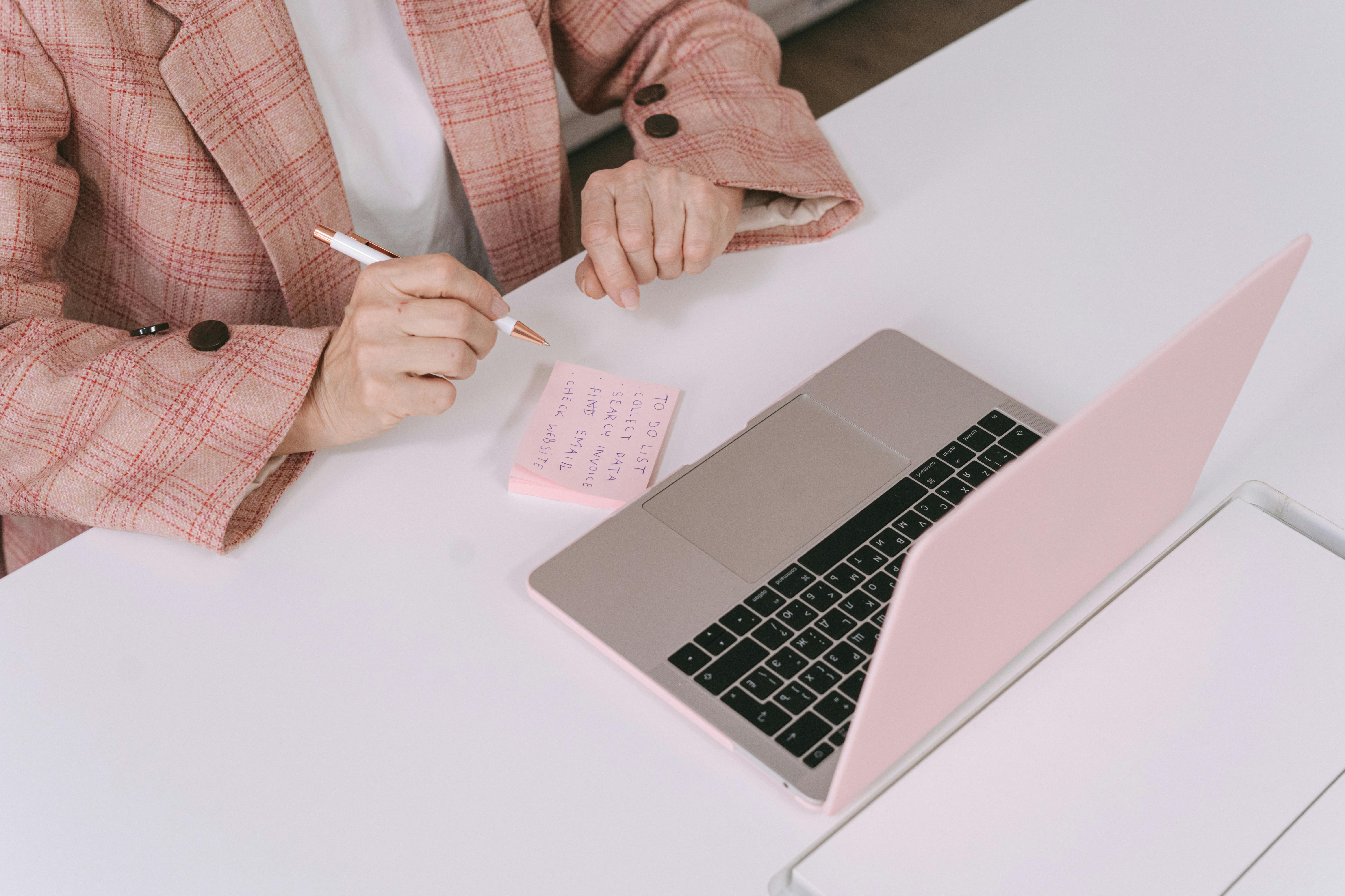 women working on computer